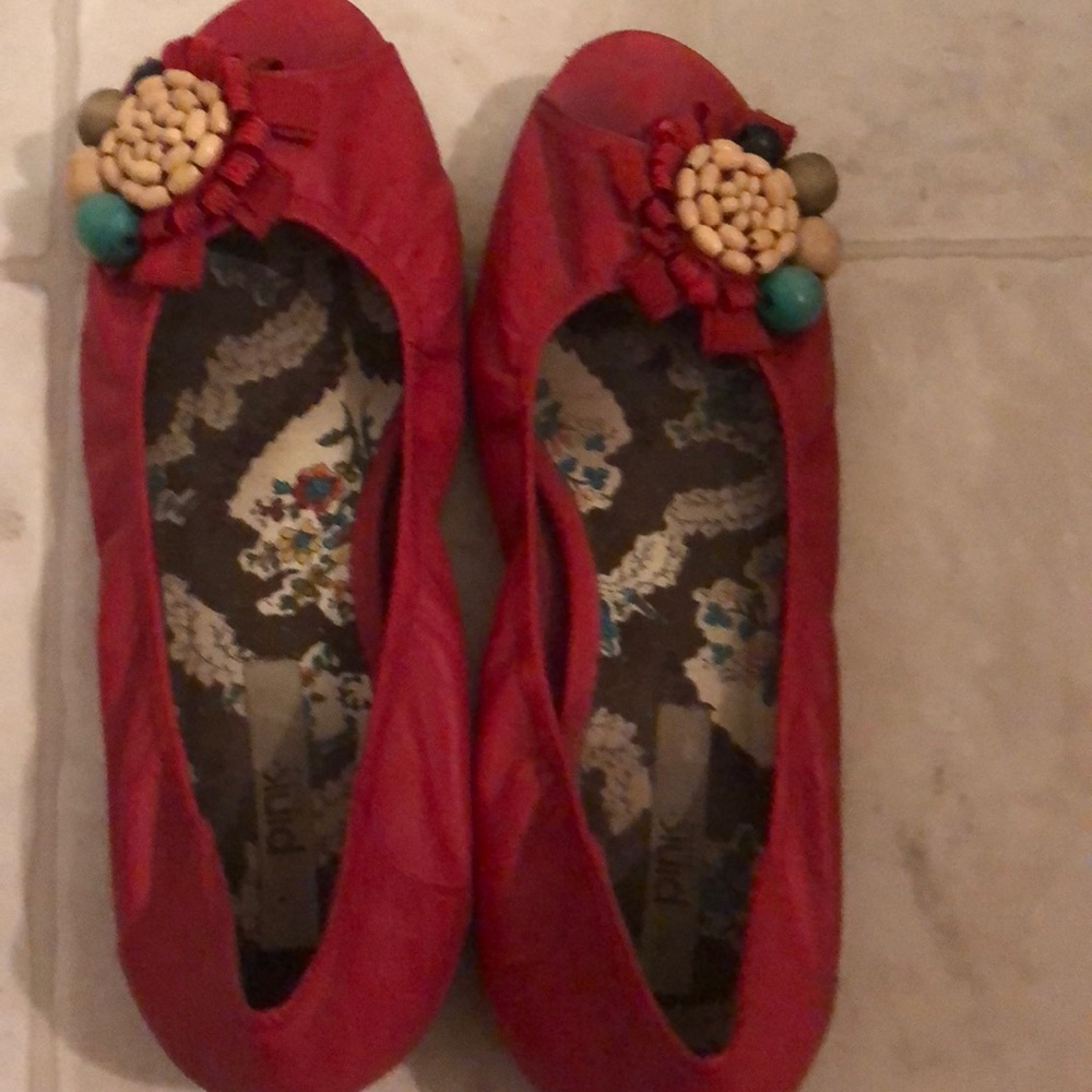 Red decorative shoes
